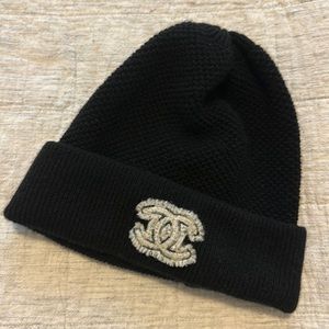 Chanel cashmere knit beanie